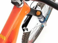 All-mountain-style AMS Garde Boue Avant Noir Et Blanc Mud Guard 8 All-mountain-style AMS Garde Boue Avant Noir Et Blanc Mud Guard -Pas Cher accessoires vtt Magasin ams garde boue avant noir et blanc mud guard 2