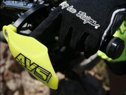 AVS Racing Protège Mains VTT MTB Hand Guard Design 9 AVS Racing Protège Mains VTT MTB Hand Guard Design -Pas Cher accessoires vtt Magasin avs racing protege mains vtt mtb hand guard design 2