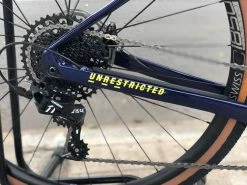 BMC URS Two Apex 1 Vélo Gravel En Carbone 2023 -Pas Cher accessoires vtt Magasin bmc urs two apex 1 velo gravel en carbone 2023 3