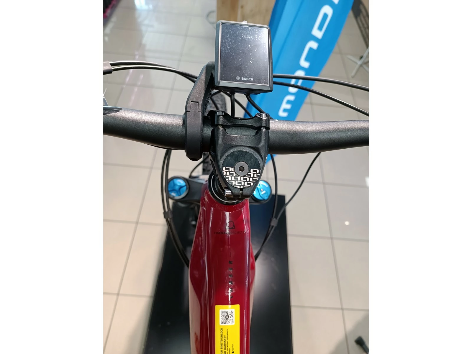 MONDRAKER Chaser 750 VTTAE Cherry Red-black 2022 7 MONDRAKER Chaser 750 VTTAE Cherry Red-black 2022 – Image 5