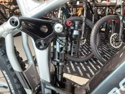 MONDRAKER Crafty R 29 VTTAE Racing Silver-graphite 2022 -Pas Cher accessoires vtt Magasin mondraker crafty r 29 vttae racing silver graphite 2022 3