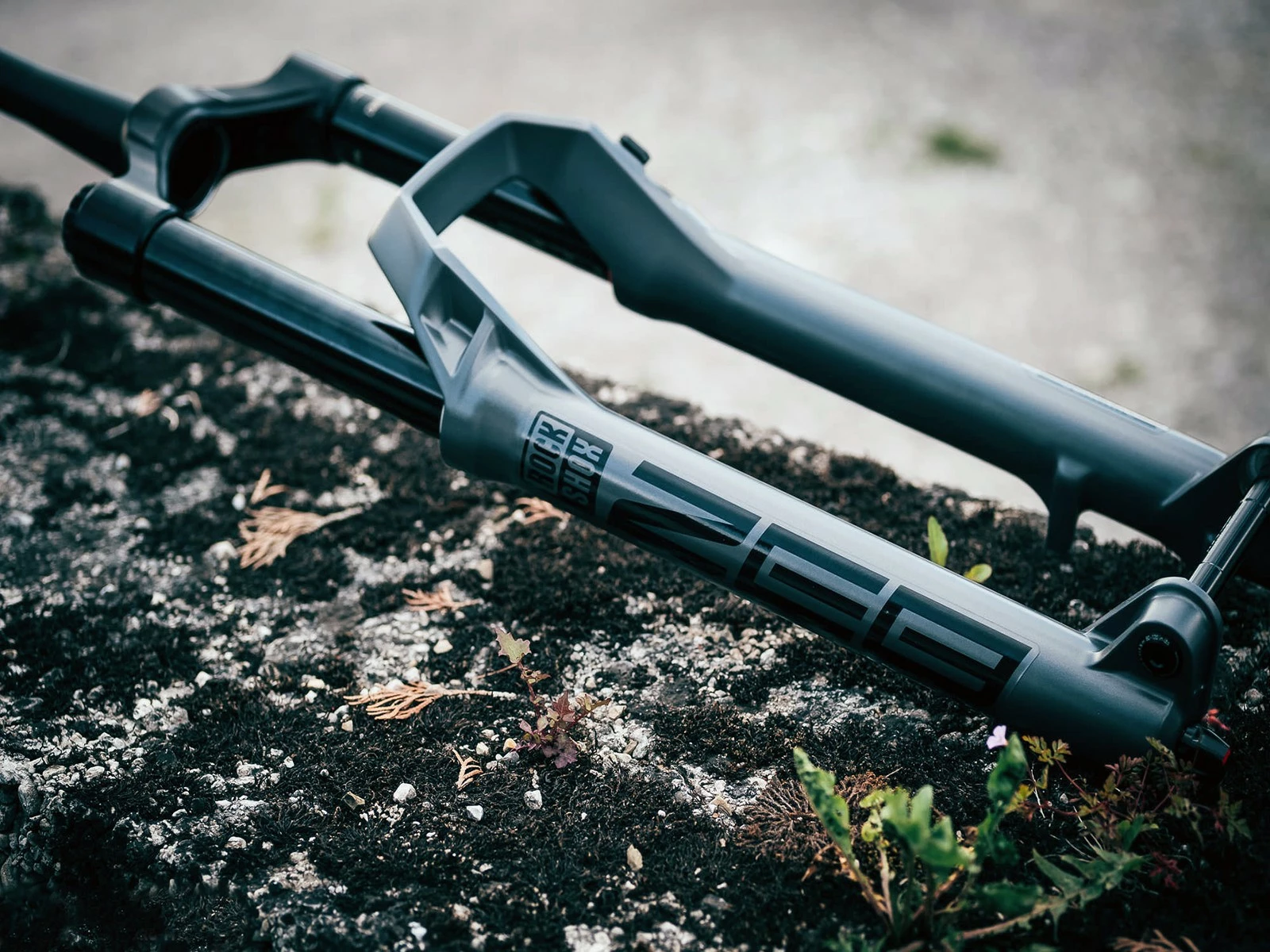 ROCKSHOX Fourche Zeb Ultimate 29'' Charger 3 RC2 DebonAir+ Déport 44mm 180mm 2023 7 ROCKSHOX Fourche Zeb Ultimate 29'' Charger 3 RC2 DebonAir+ Déport 44mm 180mm 2023 – Image 5